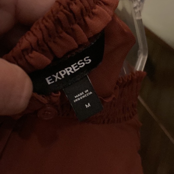 Express Top with built in camisole. Size  Medium - Picture 4 of 5